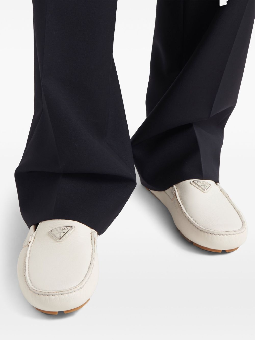 triangle-logo leather loafers - 6