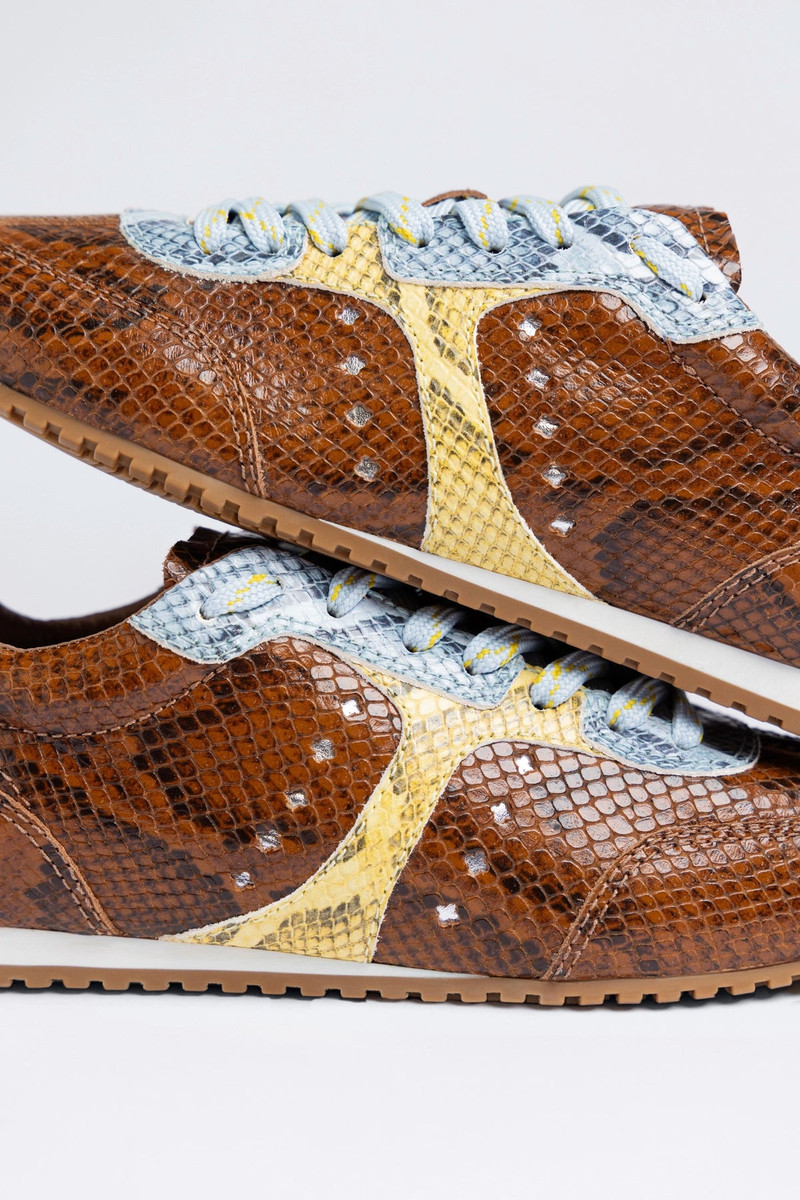 Stella Sneaker Oud Python Leather 4