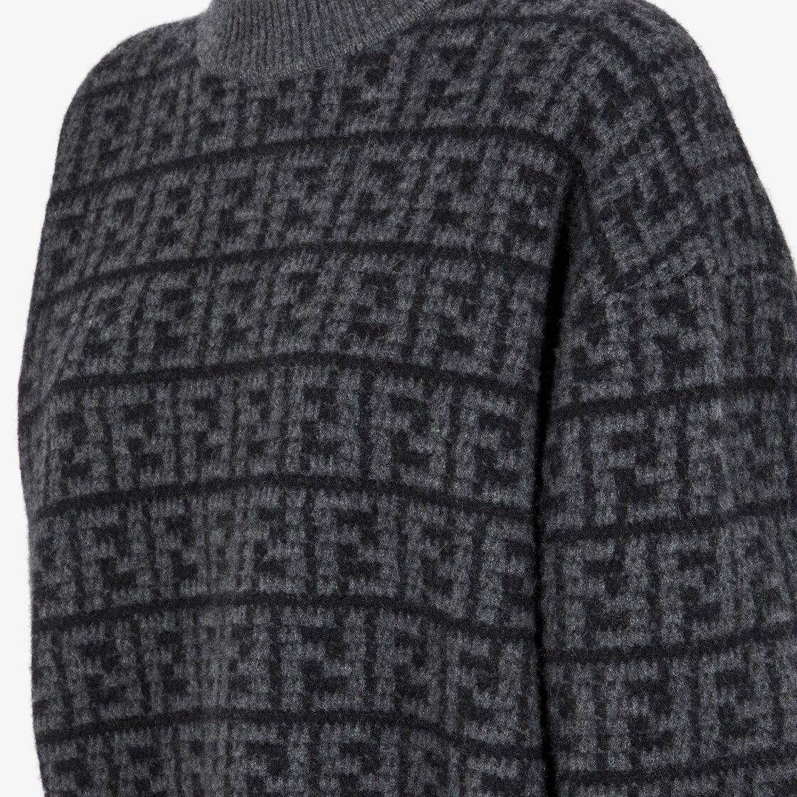 Sweater - 3