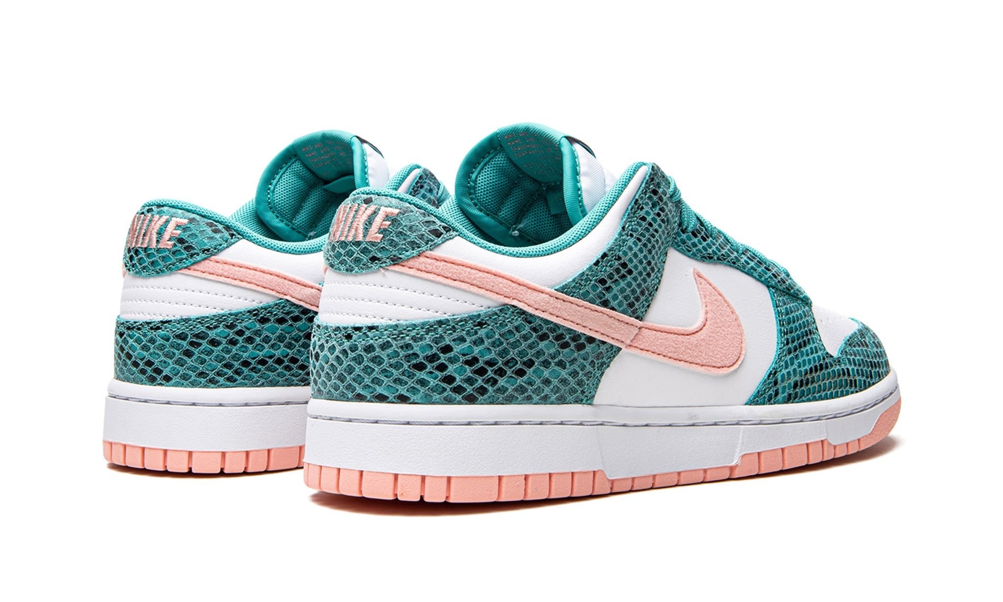 Dunk Low "Snakeskin Washed Teal Bleached Coral" - 3