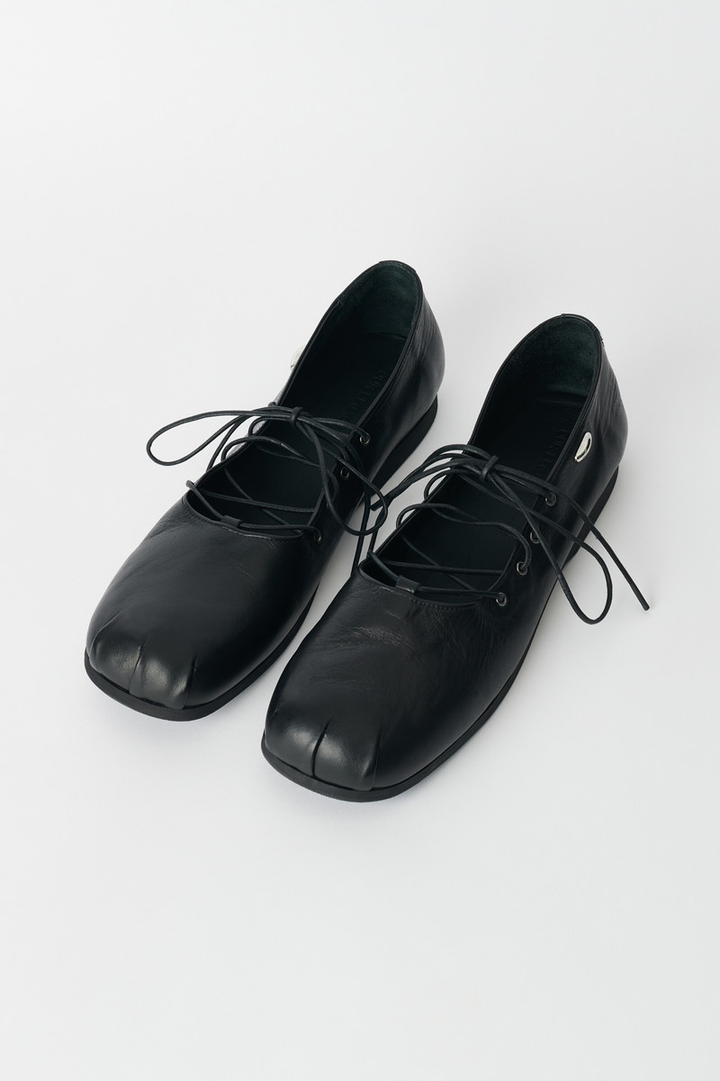 Laced Slip In Malleable Black Bull Hide 7