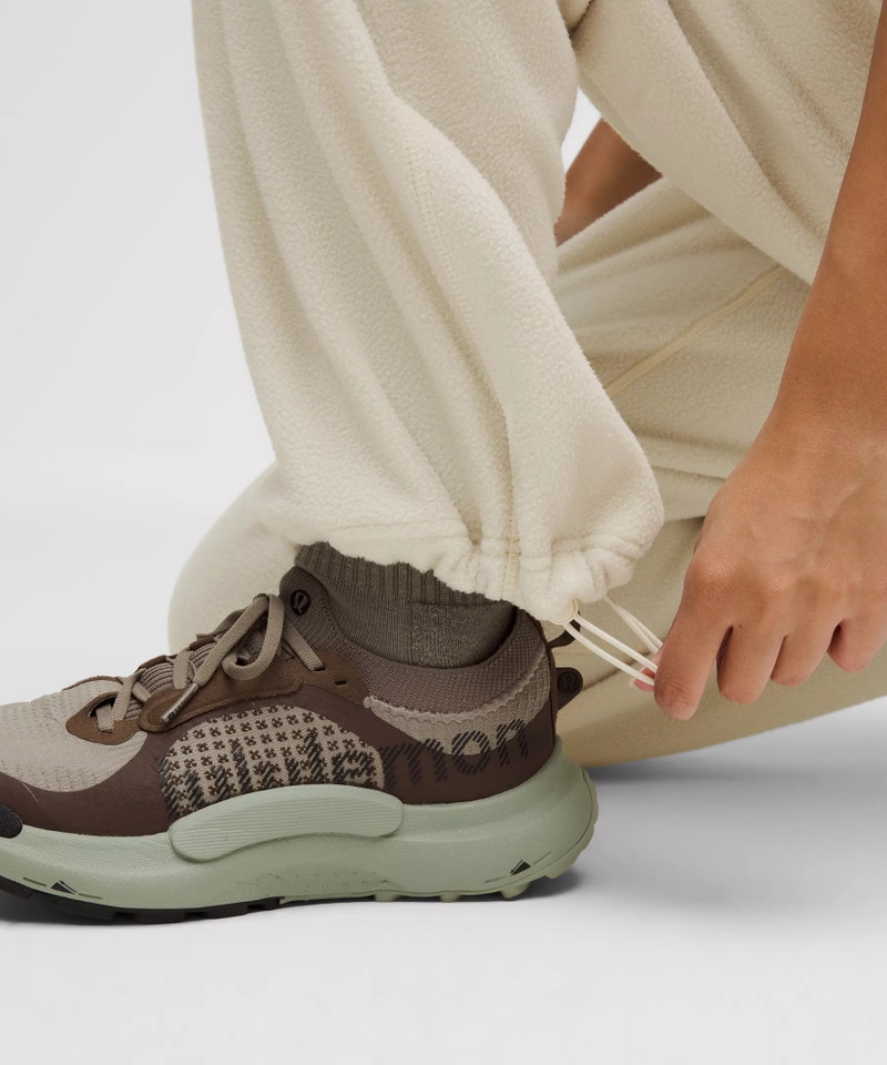 Tumbled Fleece Mid-Rise Relaxed-Fit Hiking Pant 8