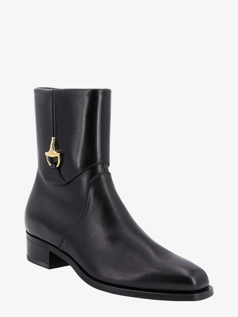 GUCCI BOOTS outlook