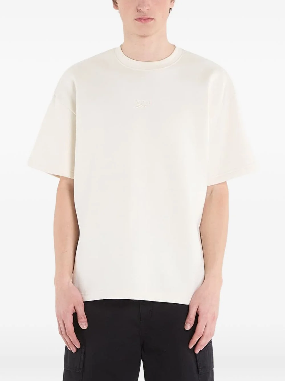 Wardrobe Essentials crew-neck T-shirt - 1