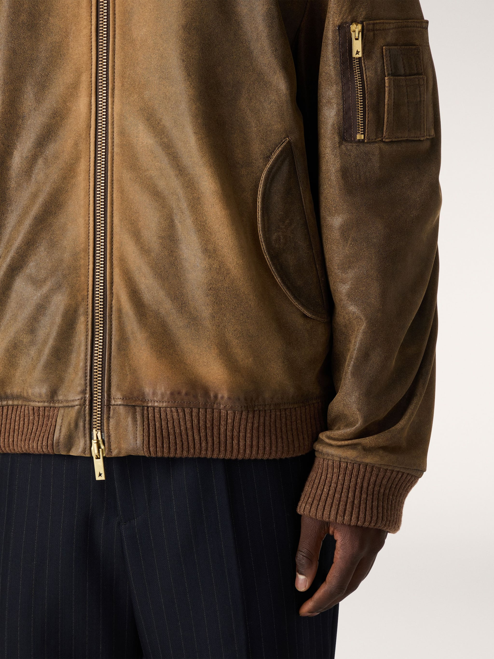 Brown leather biker jacket with a lived-in effect - 4