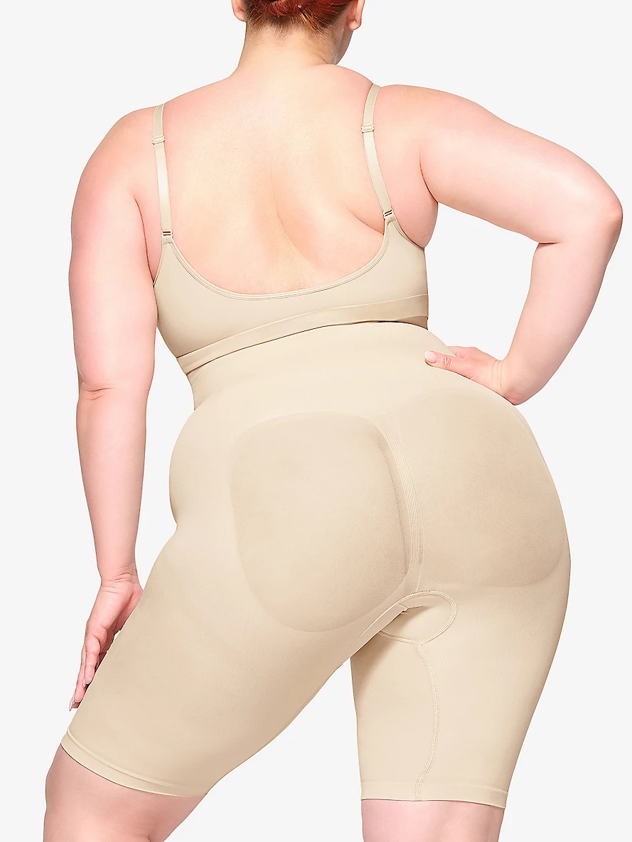 Sculpt fitted stretch-woven shorts - 4