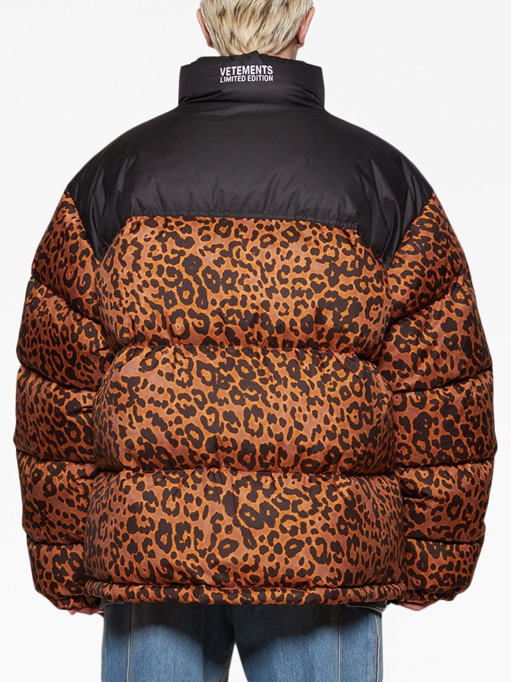 leopard-print panelled puffer jacket - 5