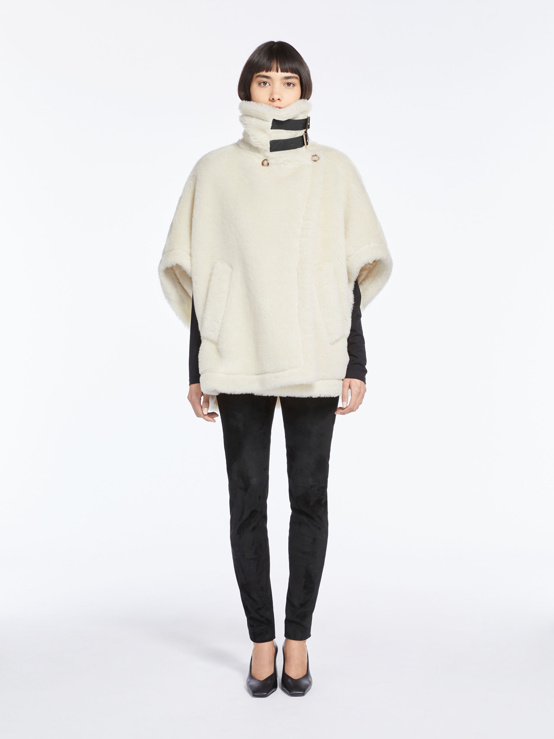 AGI1 Alpaca and wool cape - 3