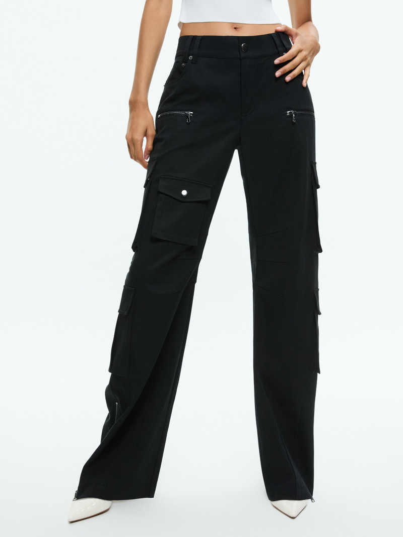AKERS OVERSIZED CARGO PANT 1