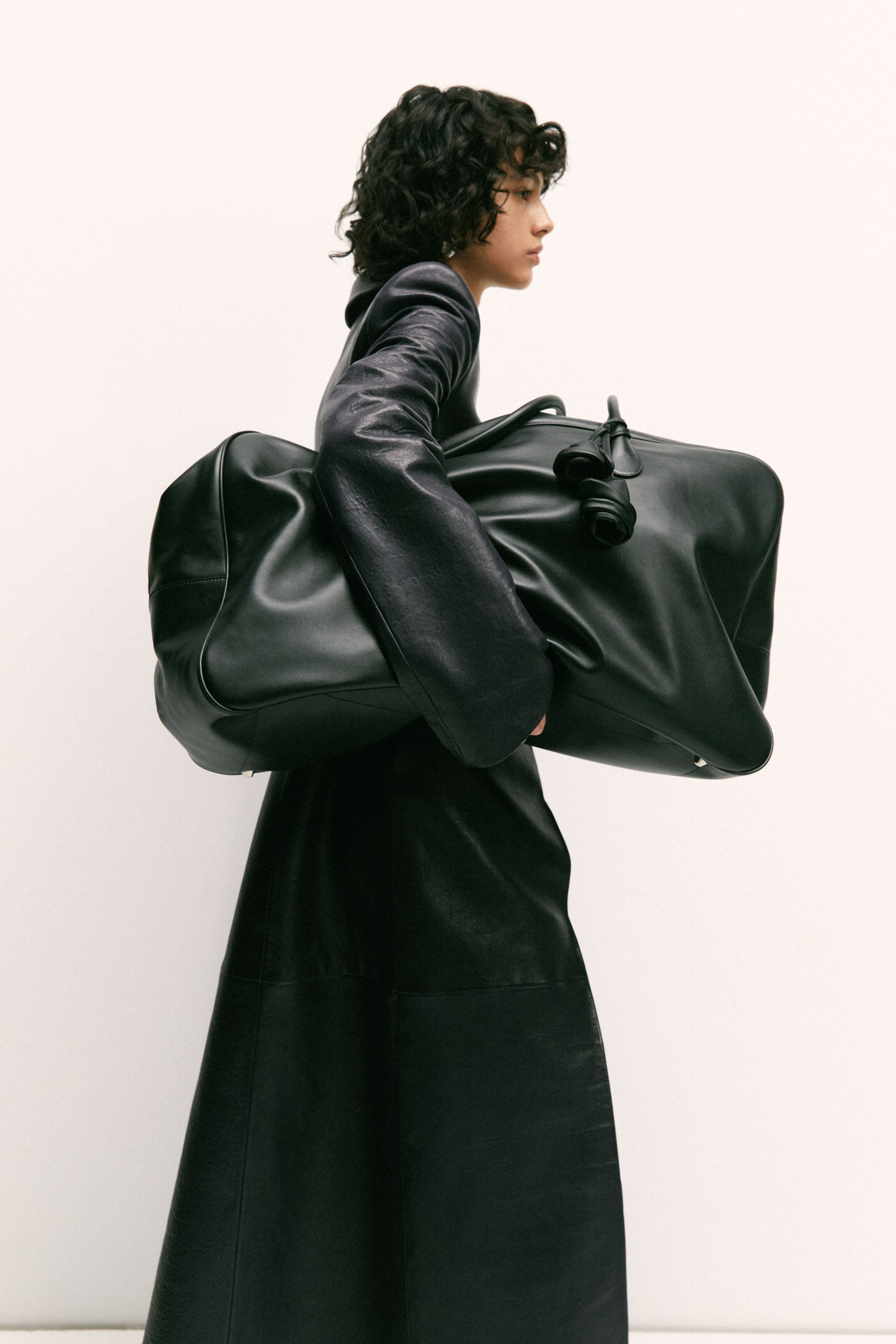Travel Brigitte bag in black leather - 6