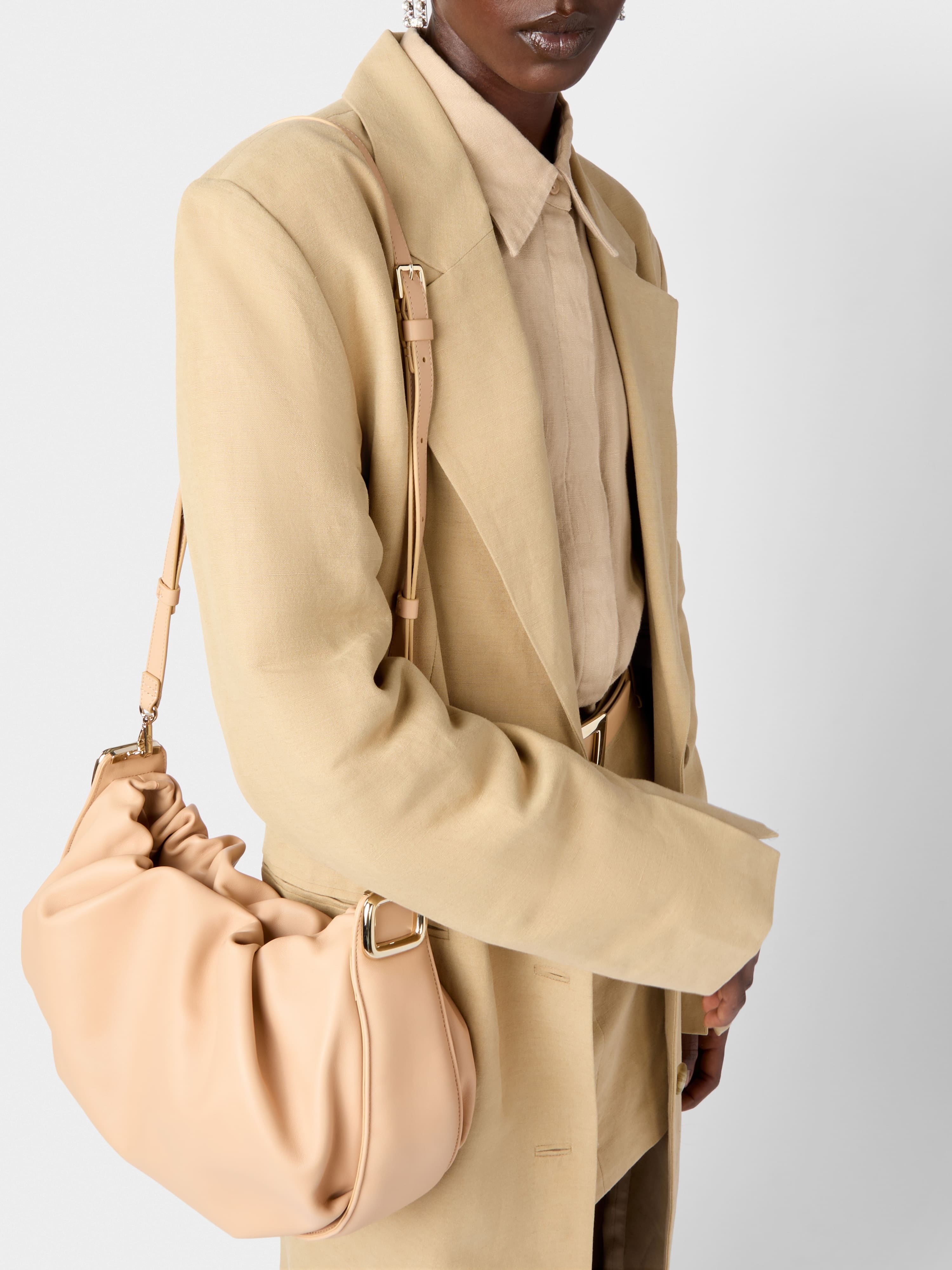 Hobo Viv' Choc Royal Medium Bag in leather - 8