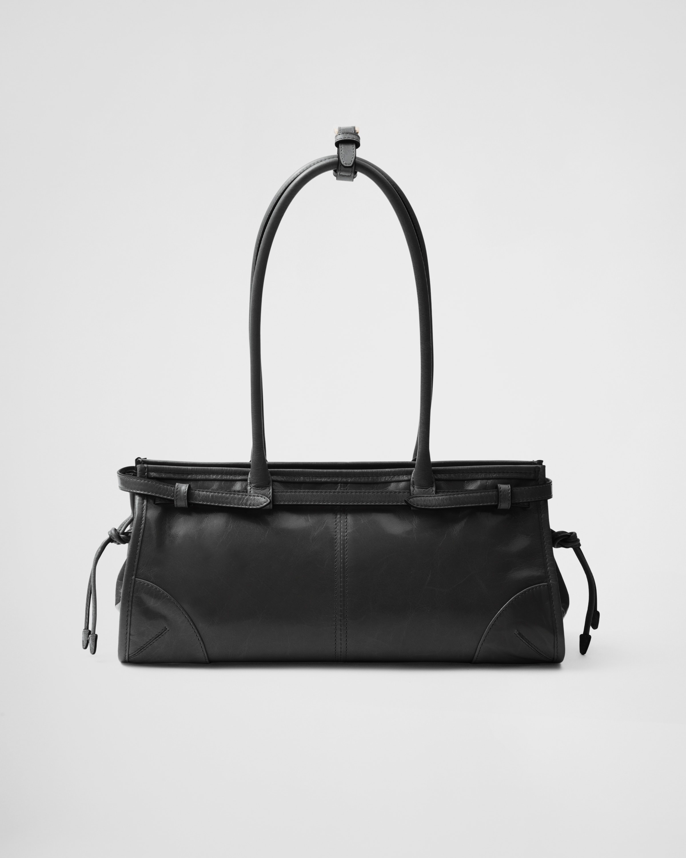 Medium leather handbag - 4