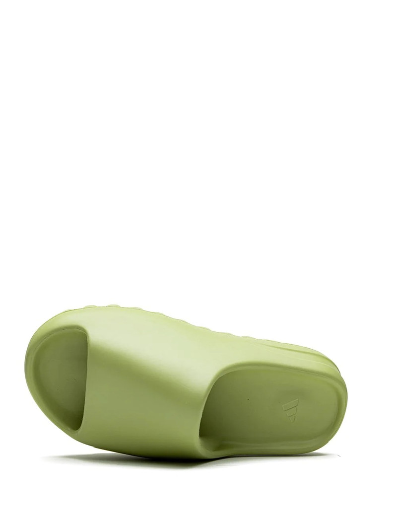 YEEZY "Resin" slides 4