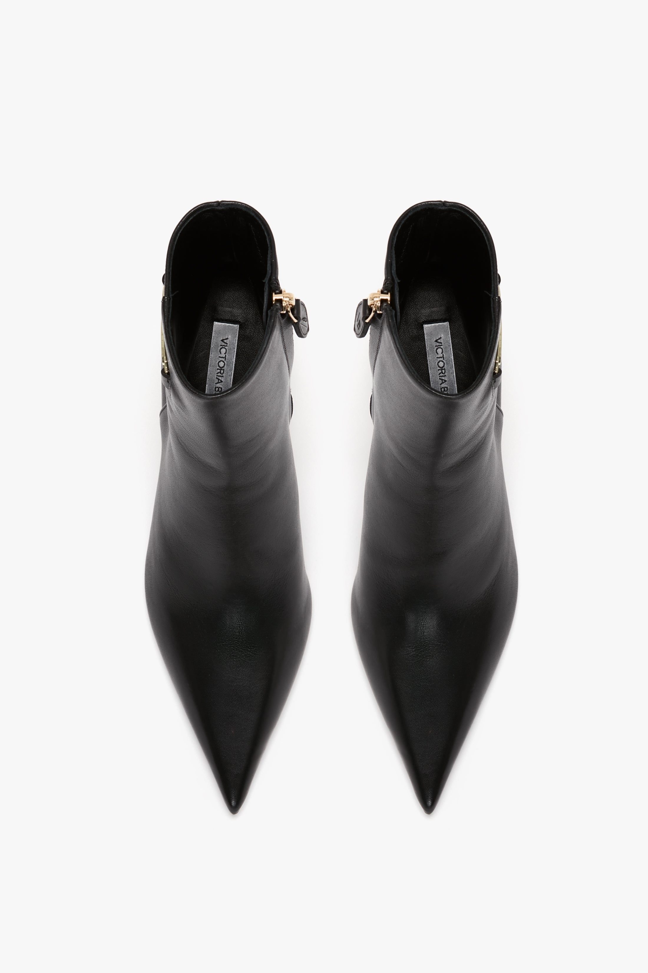 Pointed Toe Half Boot In Black Leather - 5