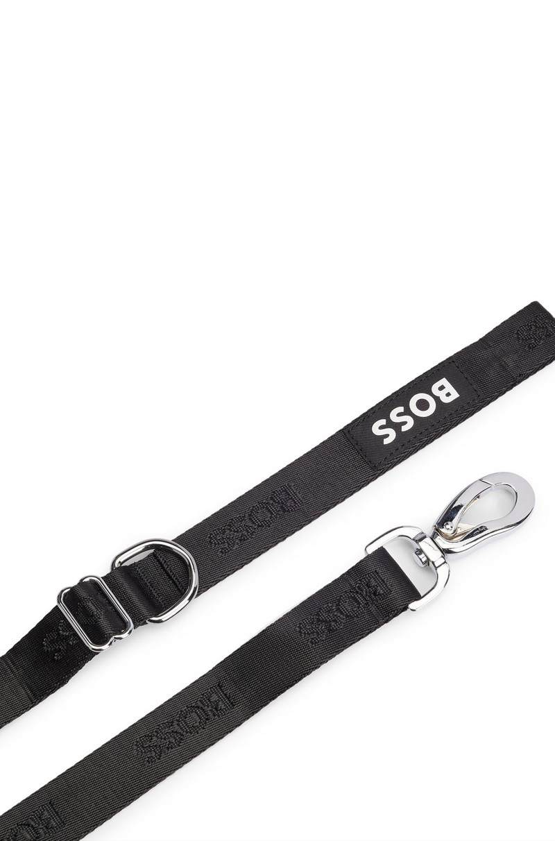 DOG LEAD WITH JACQUARD LOGO DETAILING 1