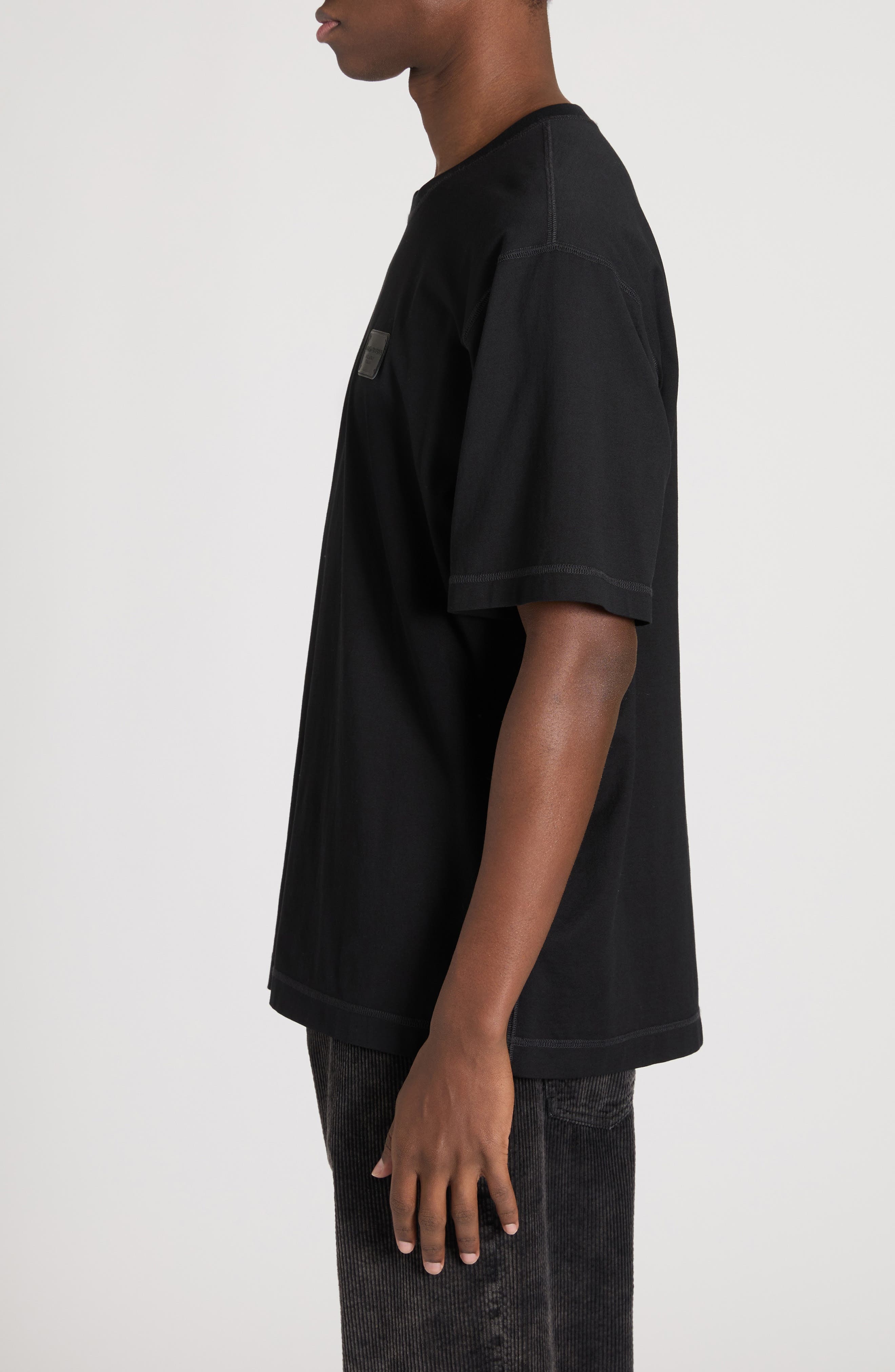 Dolce&Gabbana Logo Plaque Crewneck T-Shirt in N0000 Nero at Nordstrom - 4