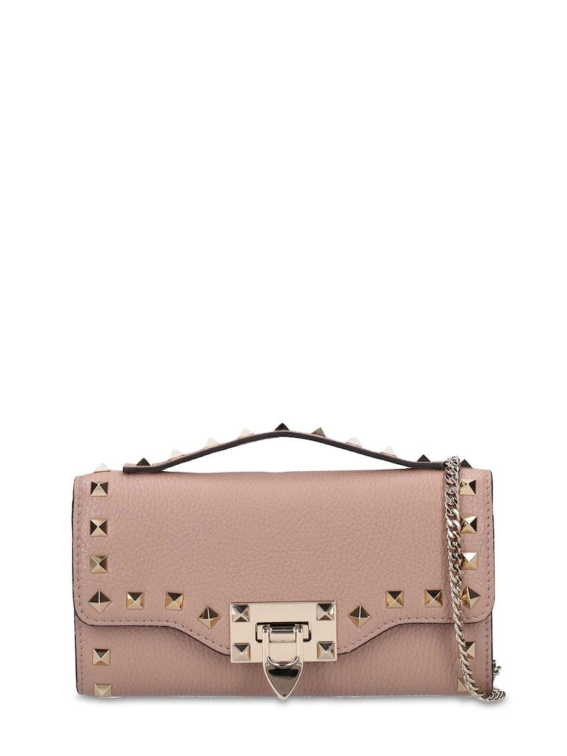 ROCKSTUD GRAINED LEATHER SHOULDER BAG - 1