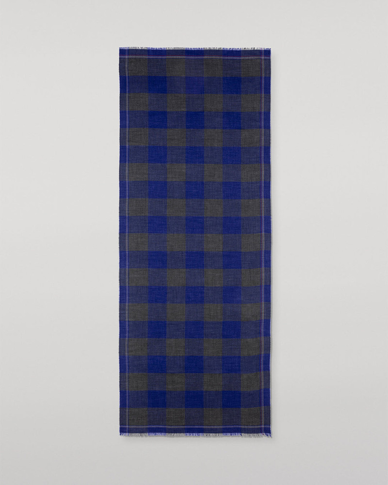 Carnbee Large Gingham Navy Cashmere Scarf 4