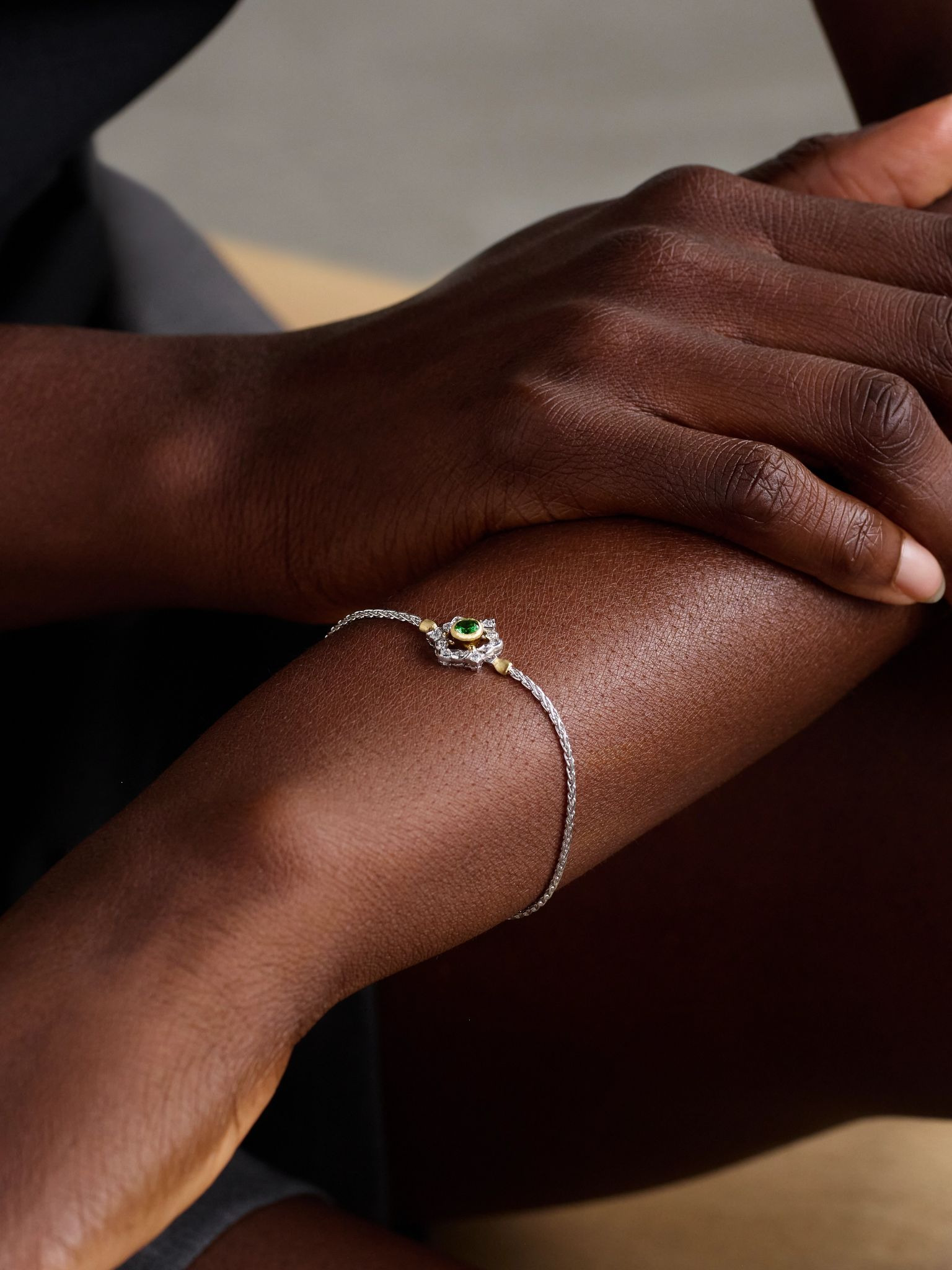 Ghirland 18-karat white and yellow gold, diamond and tsavorite bracelet Green - 2