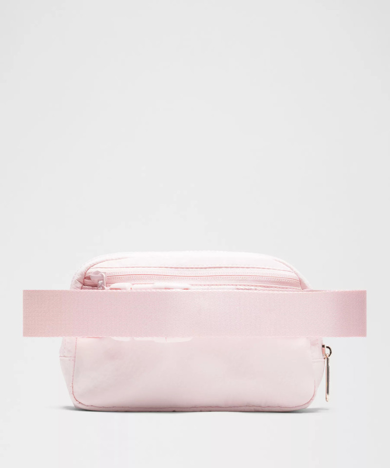Everywhere Belt Bag 1L *Embroidered Stack 3