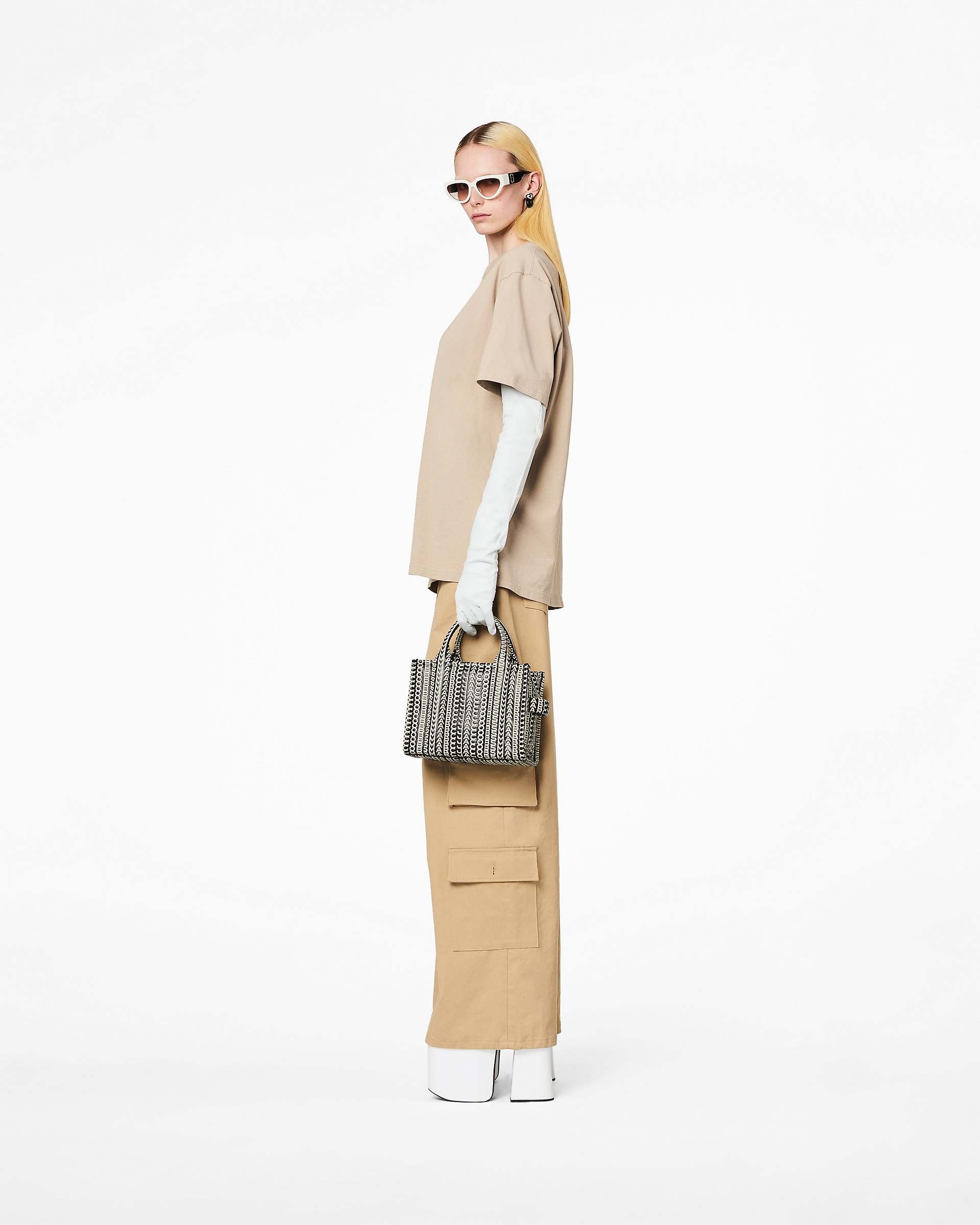 THE MONOGRAM LEATHER SMALL TOTE BAG - 4