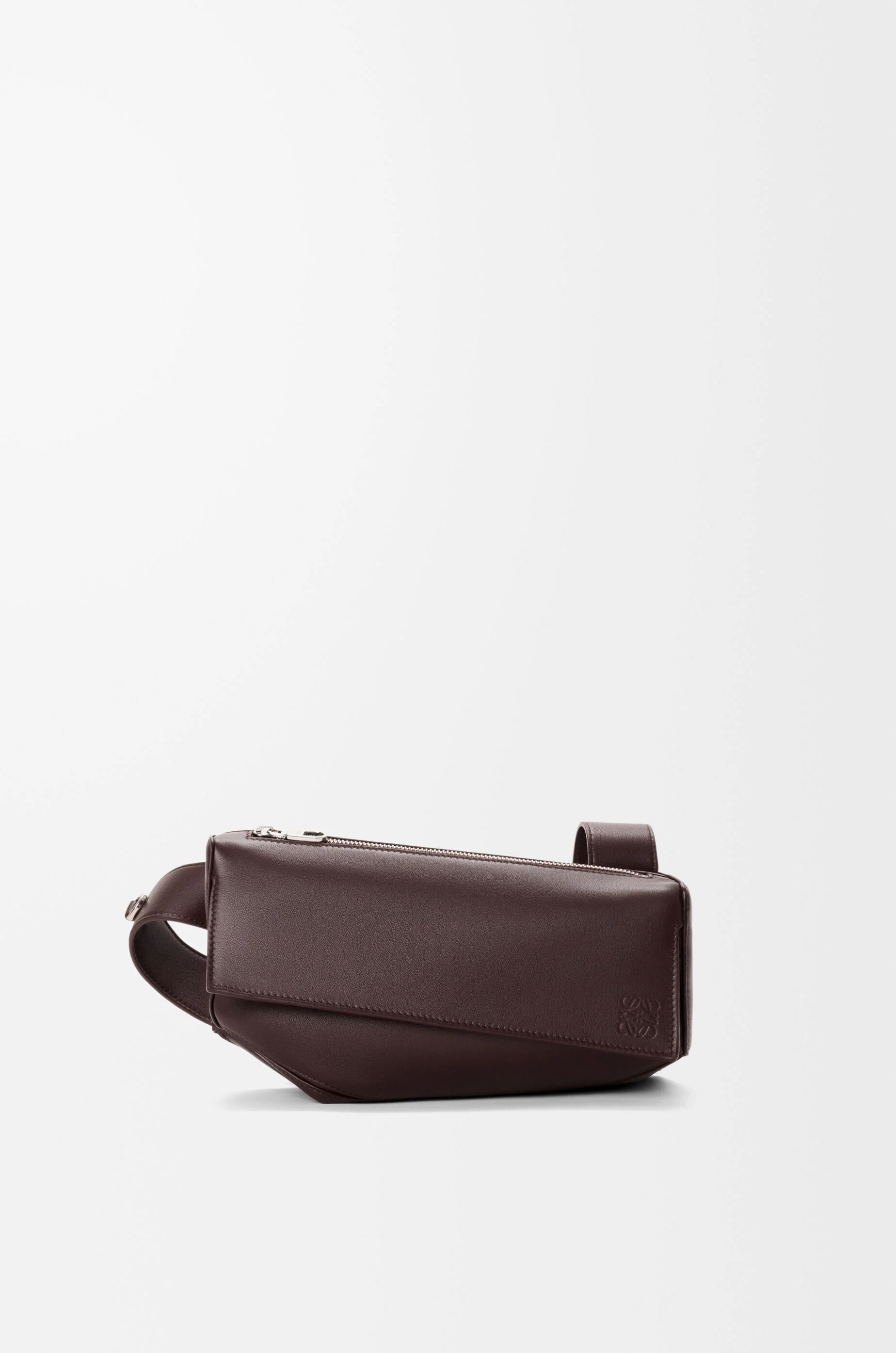 Puzzle Featherlight Sling bag in nappa lambskin - 1