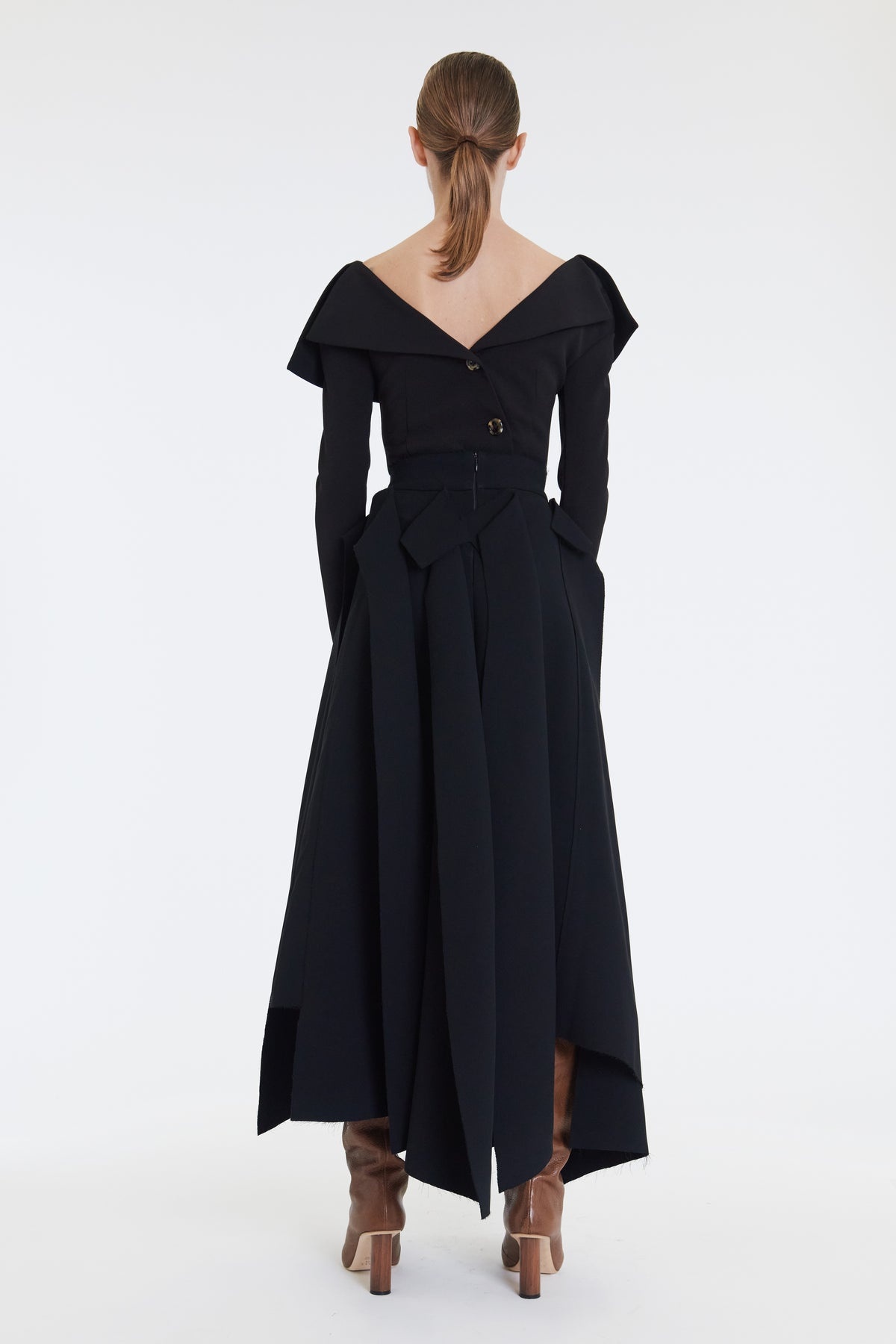 LONGSLEEVE TOP WITH EXAGGERATED COLLAR BLACK - 3