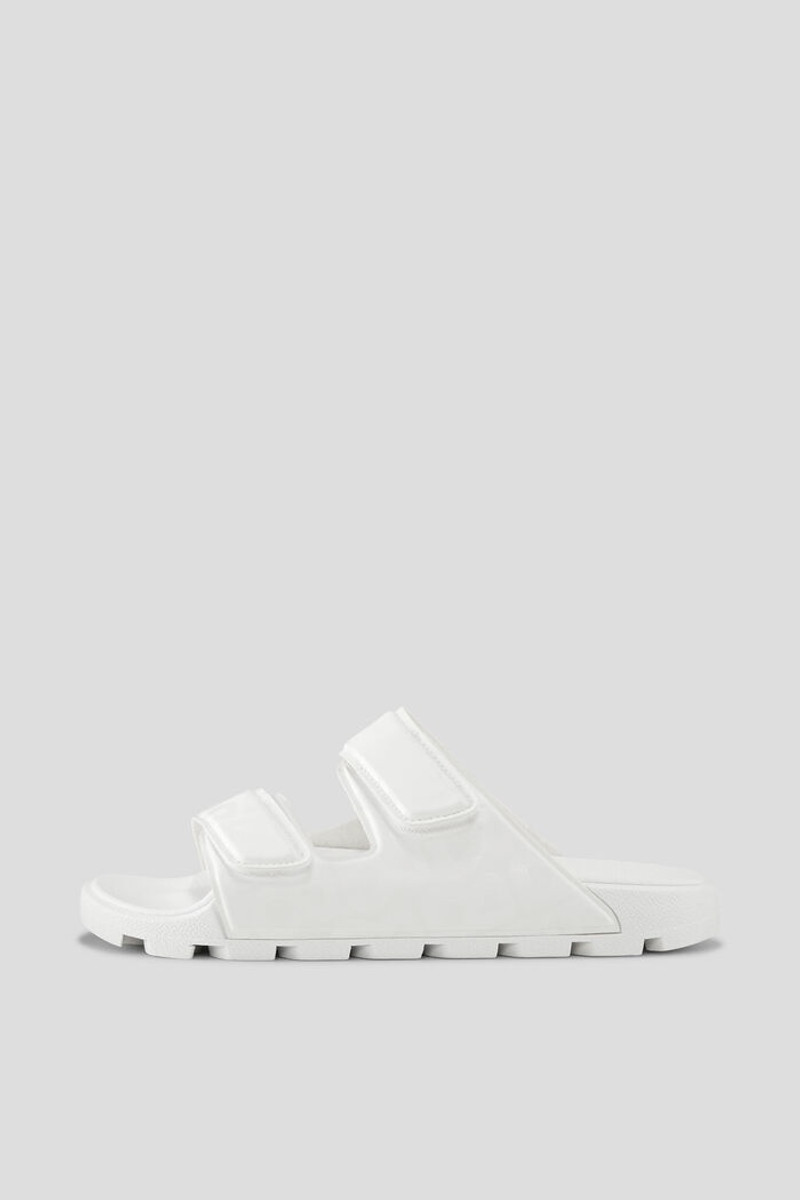 Biarritz Slip-ons in White 1