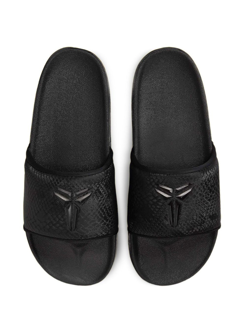 Nike Kobe Offcourt "Black" slides outlook