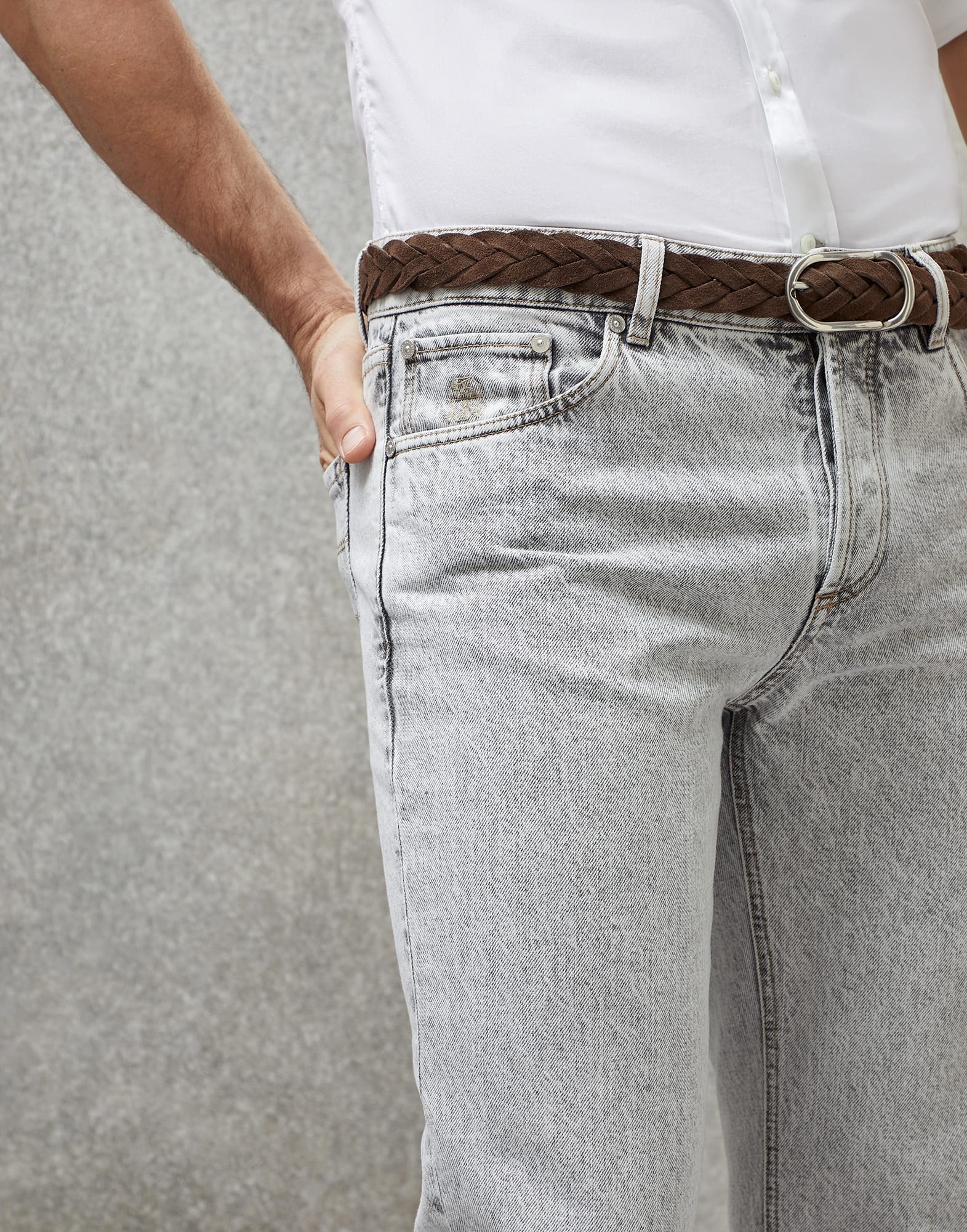 Aged denim traditional fit five-pocket trousers - 3