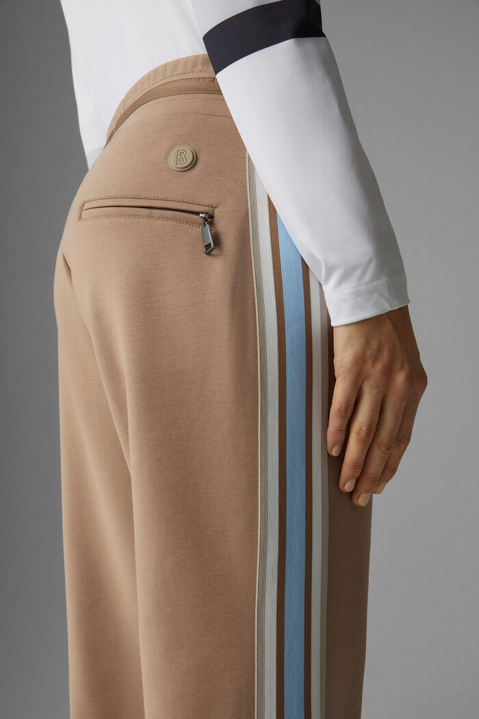 Aleya Jogging pants in Camel - 5