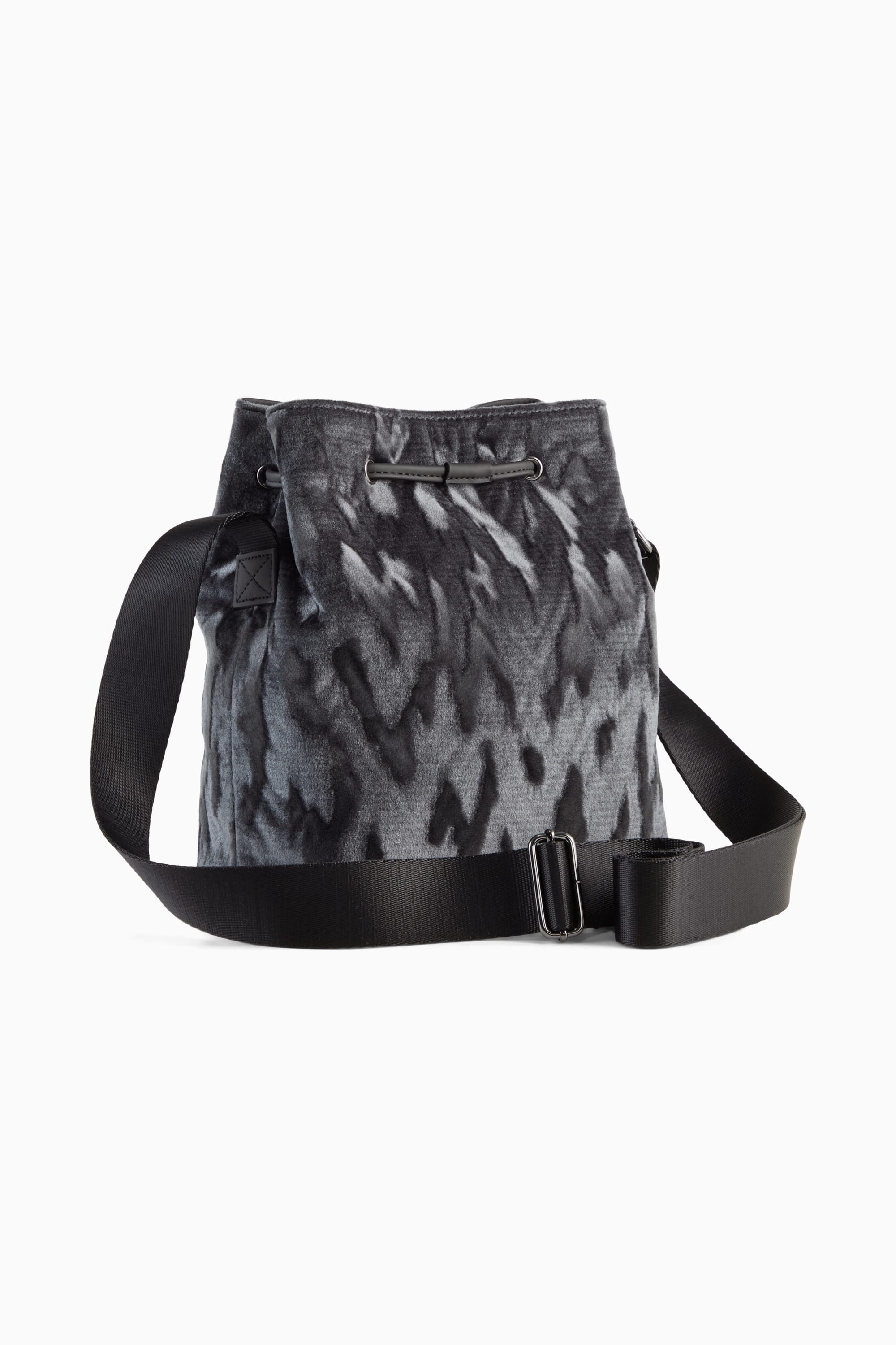 PLUSH Bucket Bag - 2