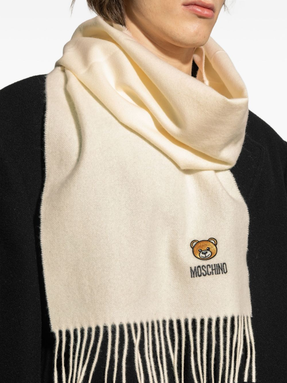teddy-embroidered fringe scarf - 4