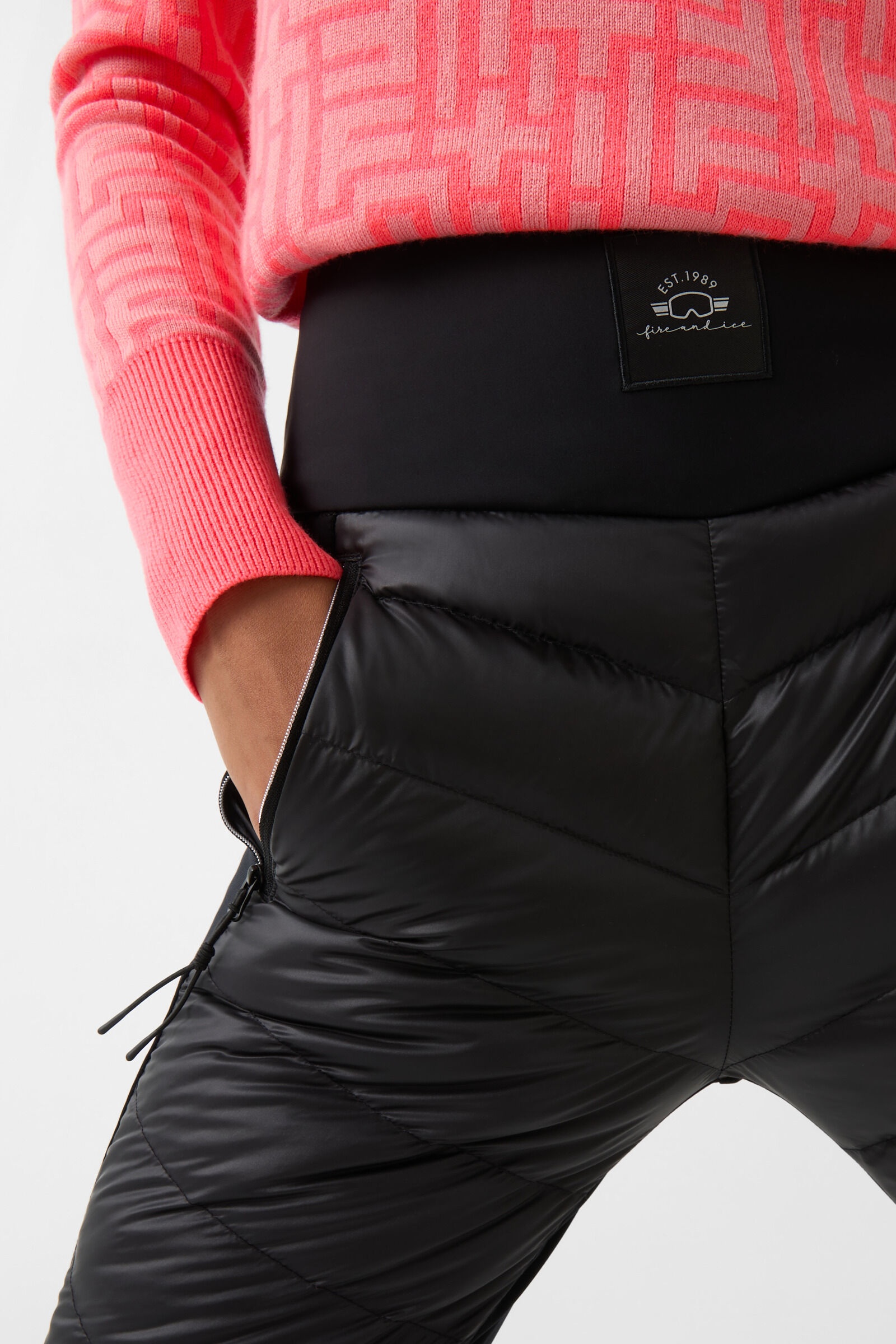 Cora quilted pants in Black - 5