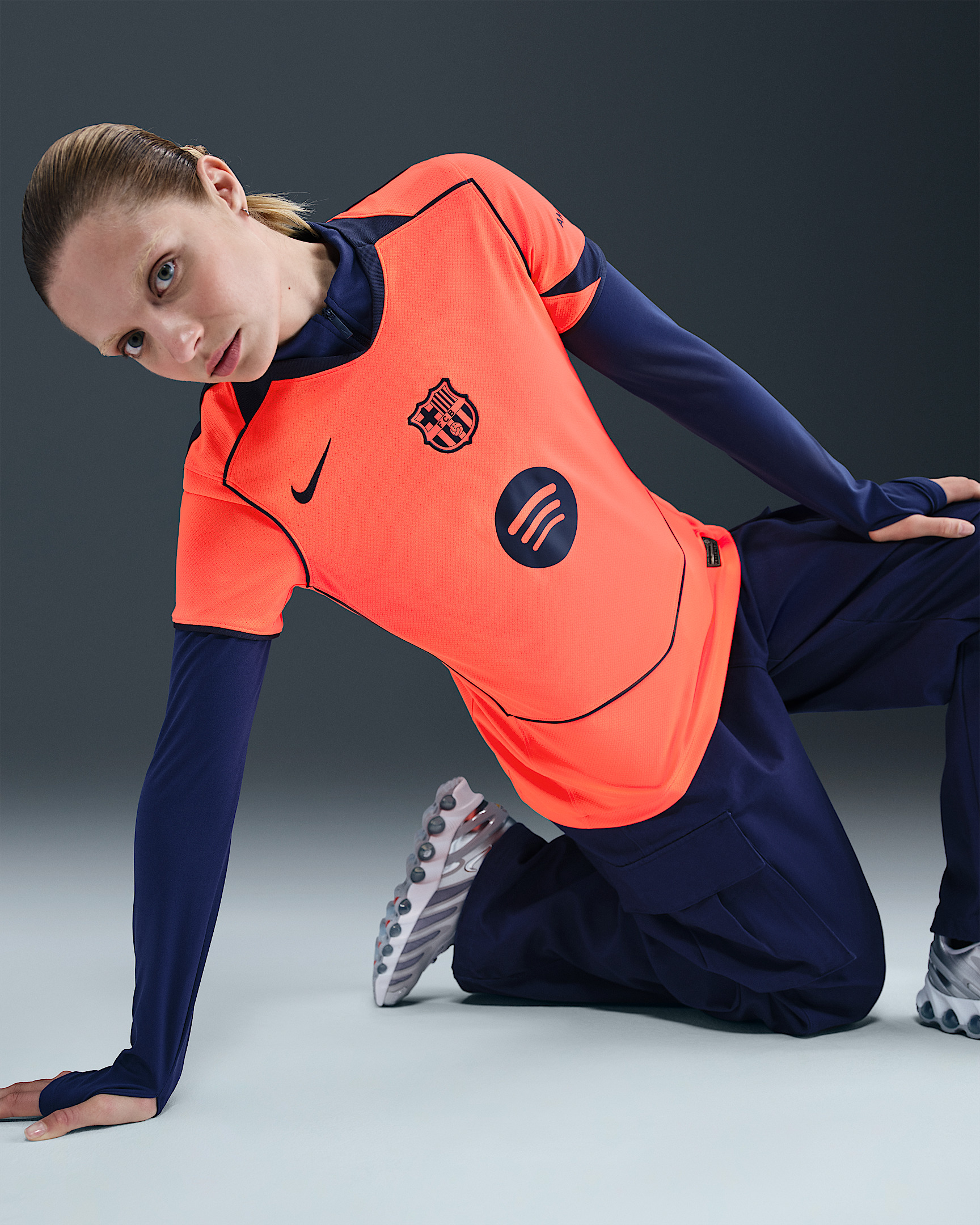 FC Barcelona 2025/26 Stadium Third Women's Nike Dri-FIT Total 90 Soccer Replica Jersey - 3