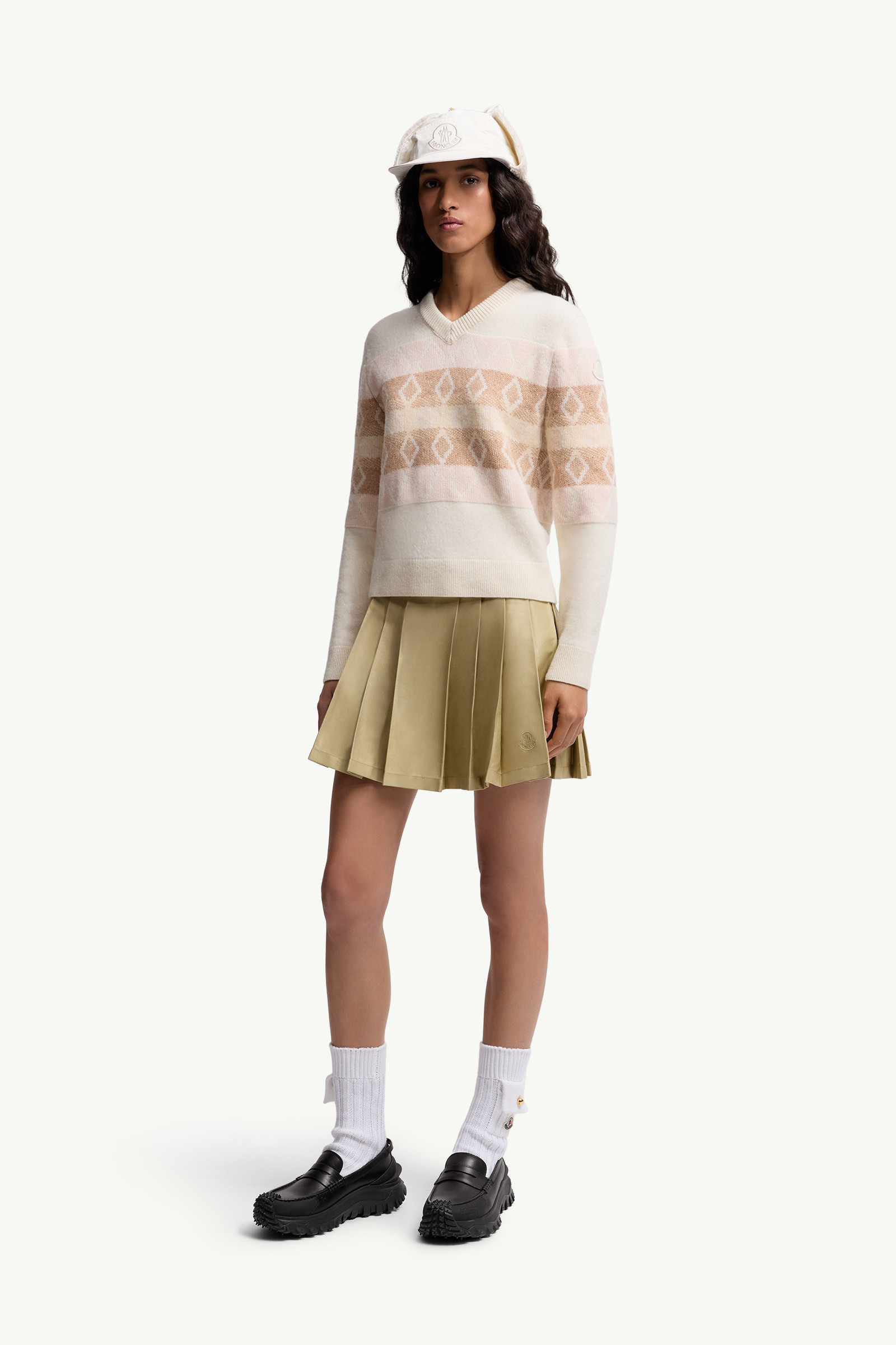 Rhombus Pattern Wool V-Neck Sweater - 2