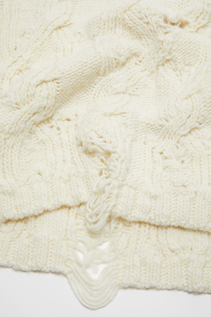 Distressed cable jumper - Pale beige 5