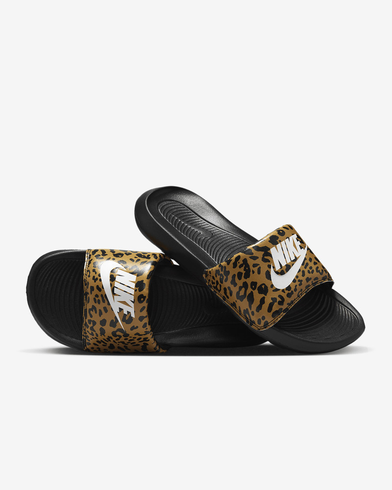 Nike Victori One Women's Print Slides - 1