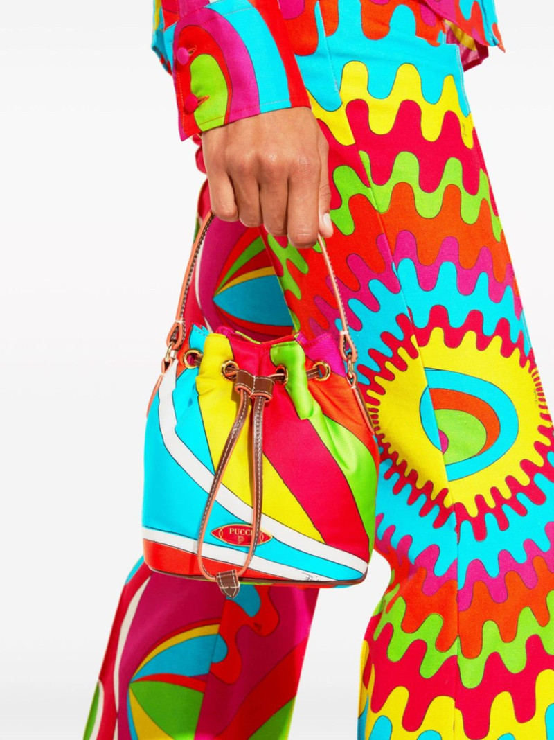 PUCCI Yummy bucket bag outlook