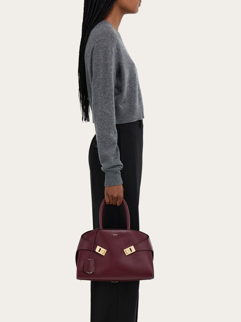 FERRAGAMO Hug handbag (M) outlook