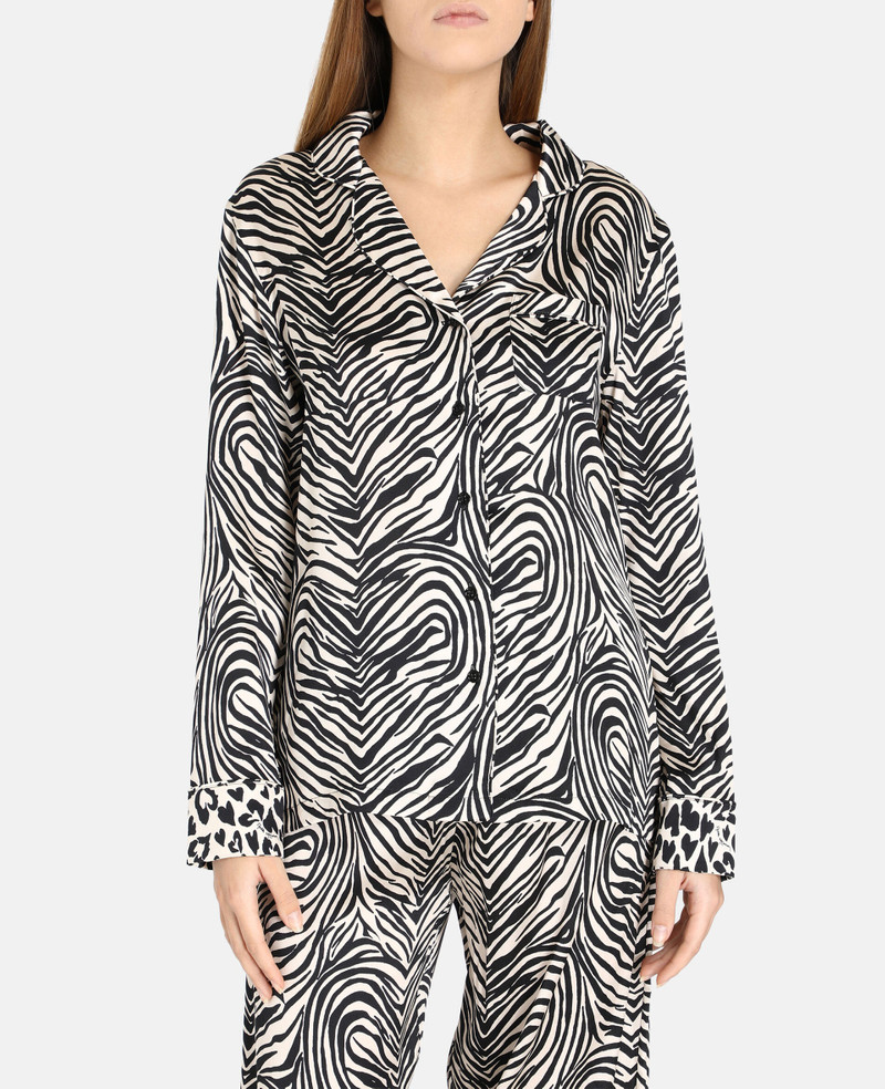 Maggie Twisting Shirt 4