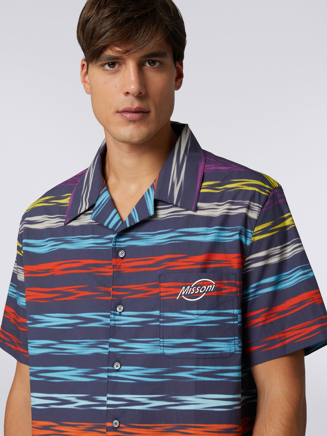 Oversized short-sleeved bowling shirt with logo - 5