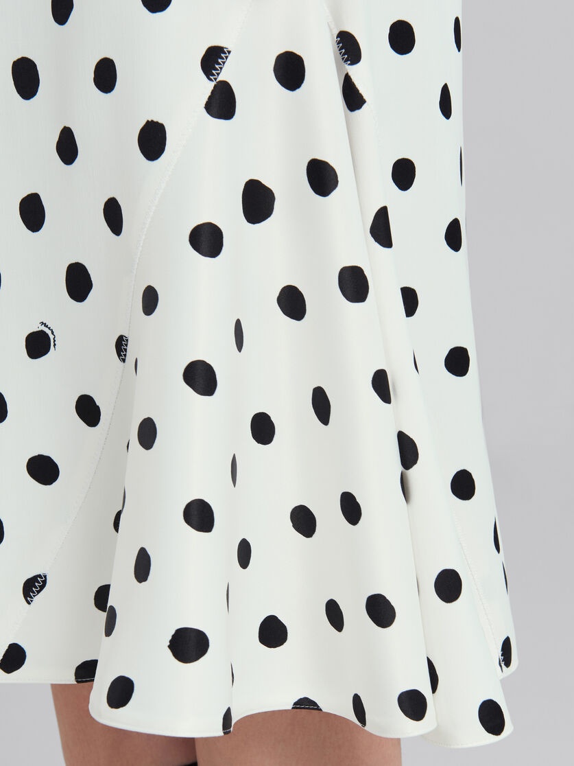 WHITE FLARED SATIN SKIRT WITH POLKA DOTS - 4