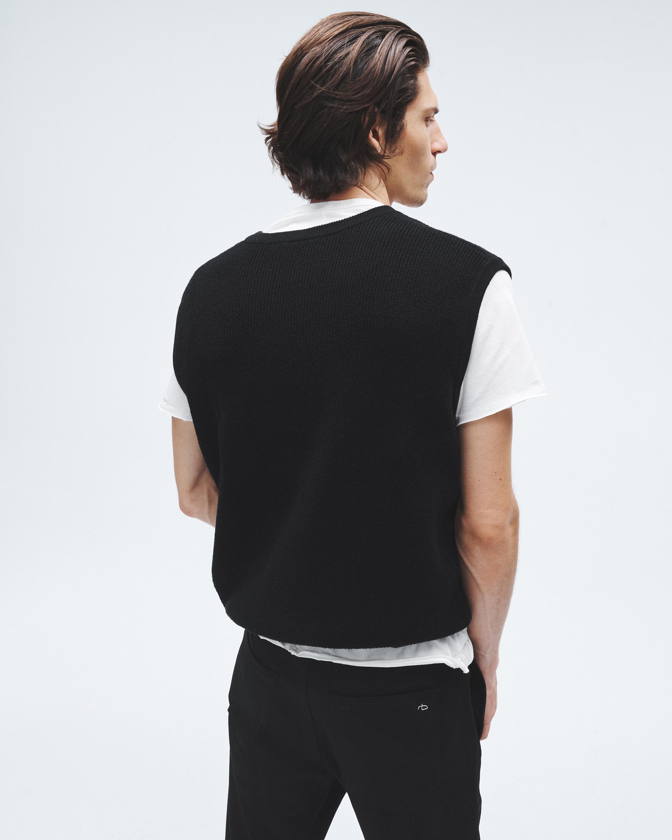 Harvey Cotton Sweater Vest
Classic Fit - 3