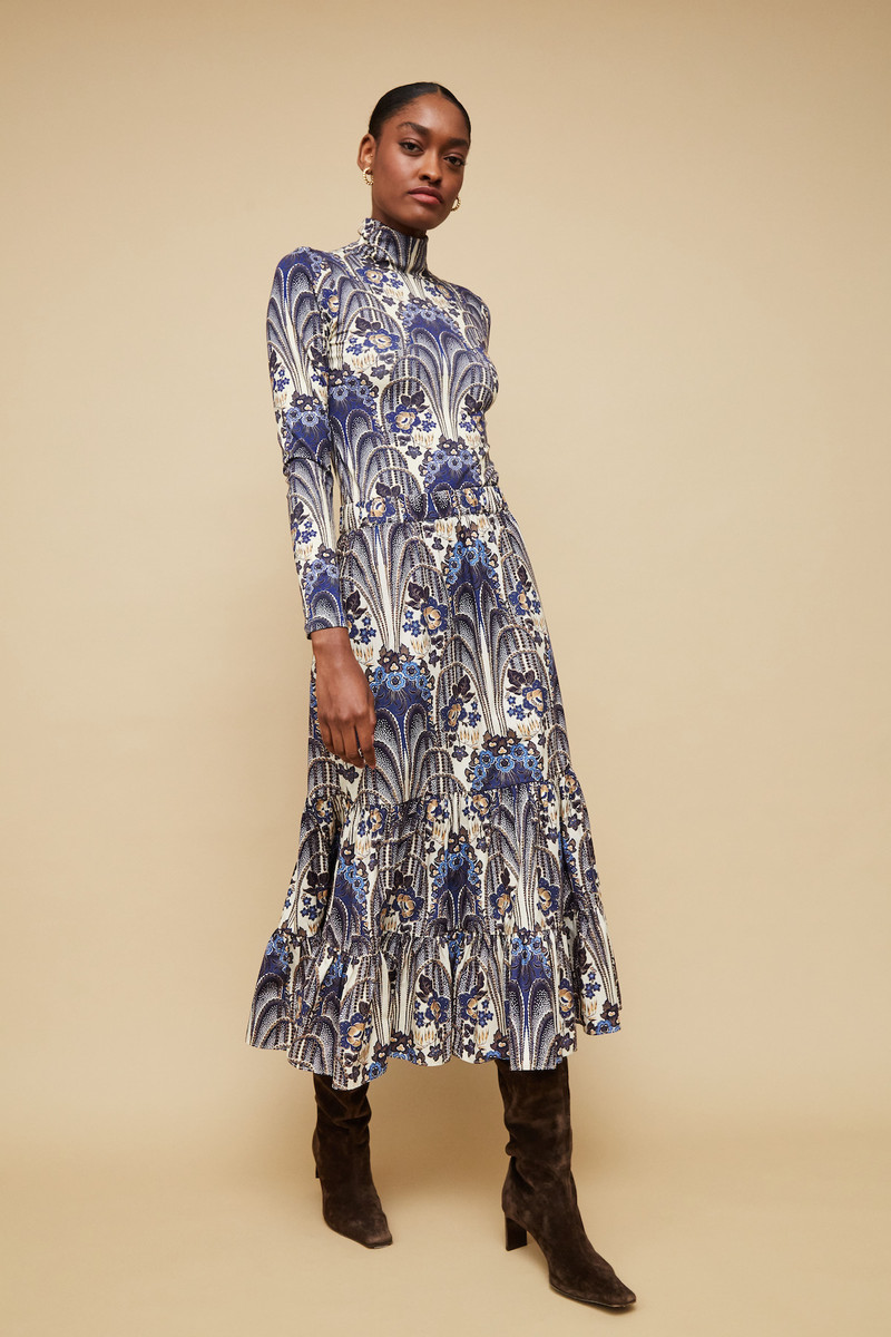 Cara Cara Chase Skirt
Chic Simplicity With Our Effortlessly Chic Printed Skirt outlook