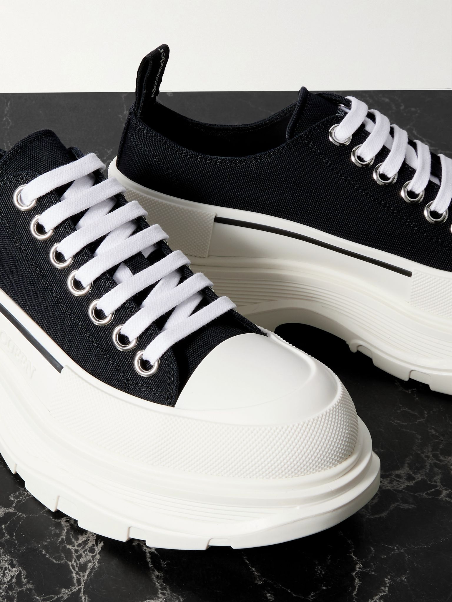 Tread Slick canvas exaggerated-sole sneakers Black - 4