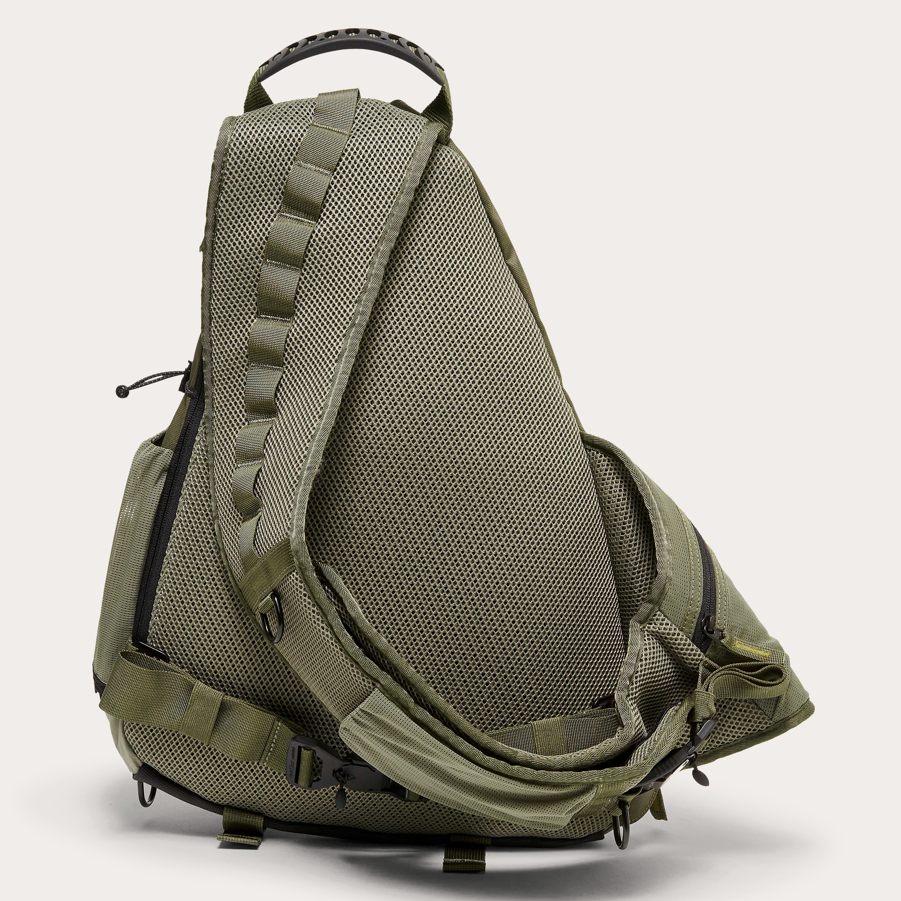 Latitude Sling Pack - 4