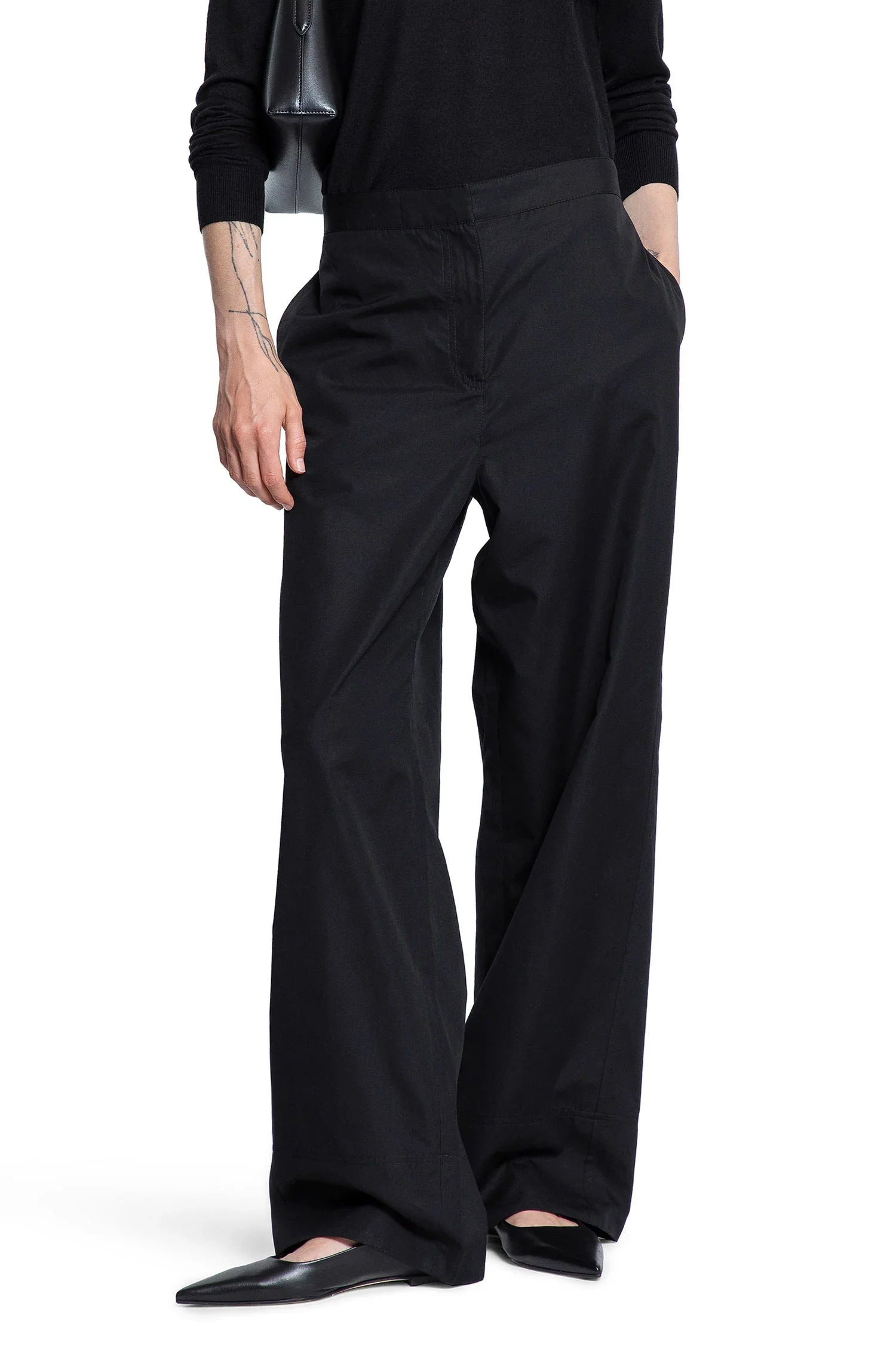 Twisted-Seam-Trousers - 5