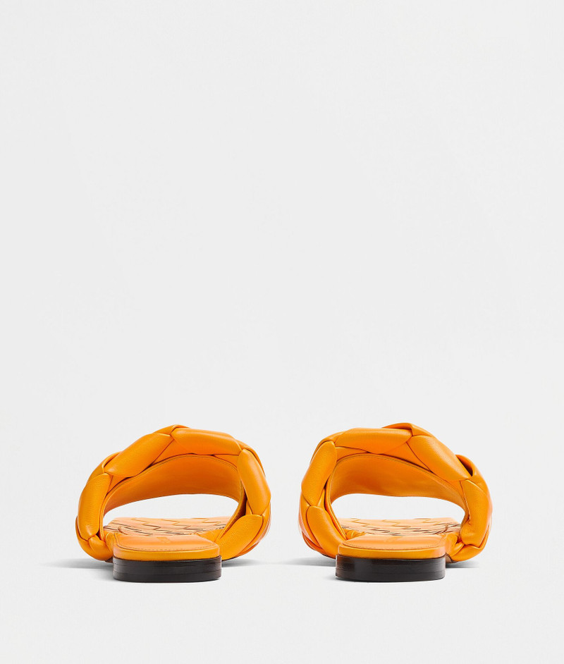 Bottega Veneta lido outlook