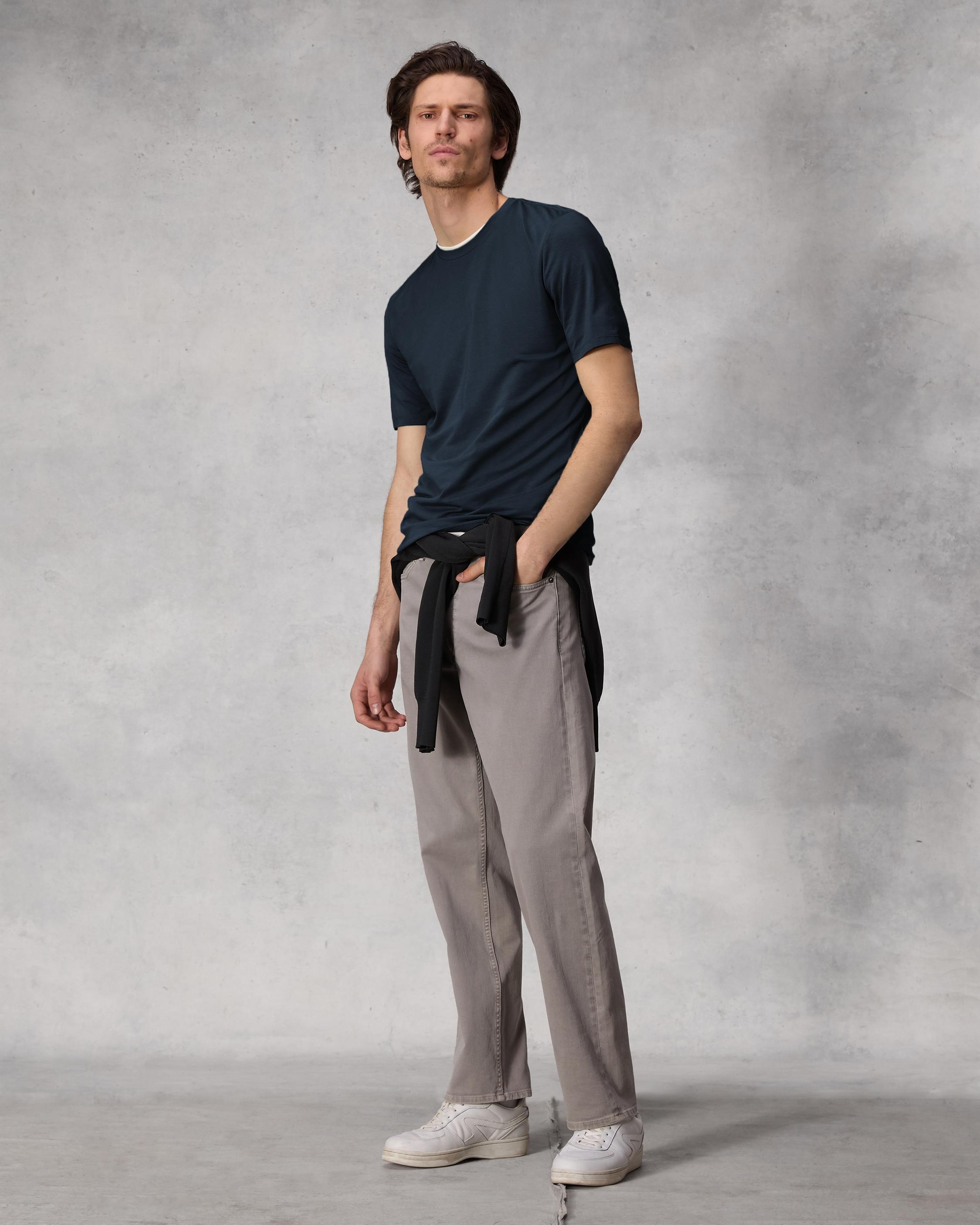 Classic Tech Jersey Tee
Classic Fit - 3